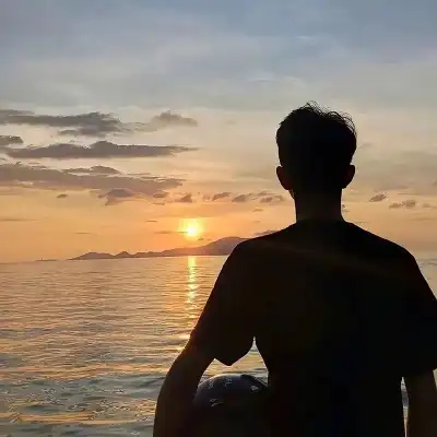 夏霓
